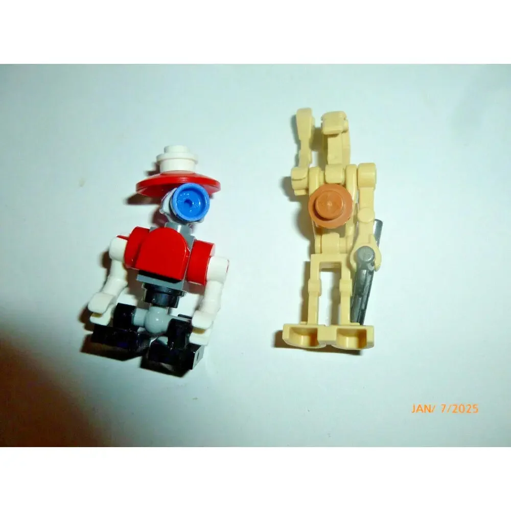 LEGO Star Wars Minifig - sw0037 -‎ Pit Droid Holiday & Battle